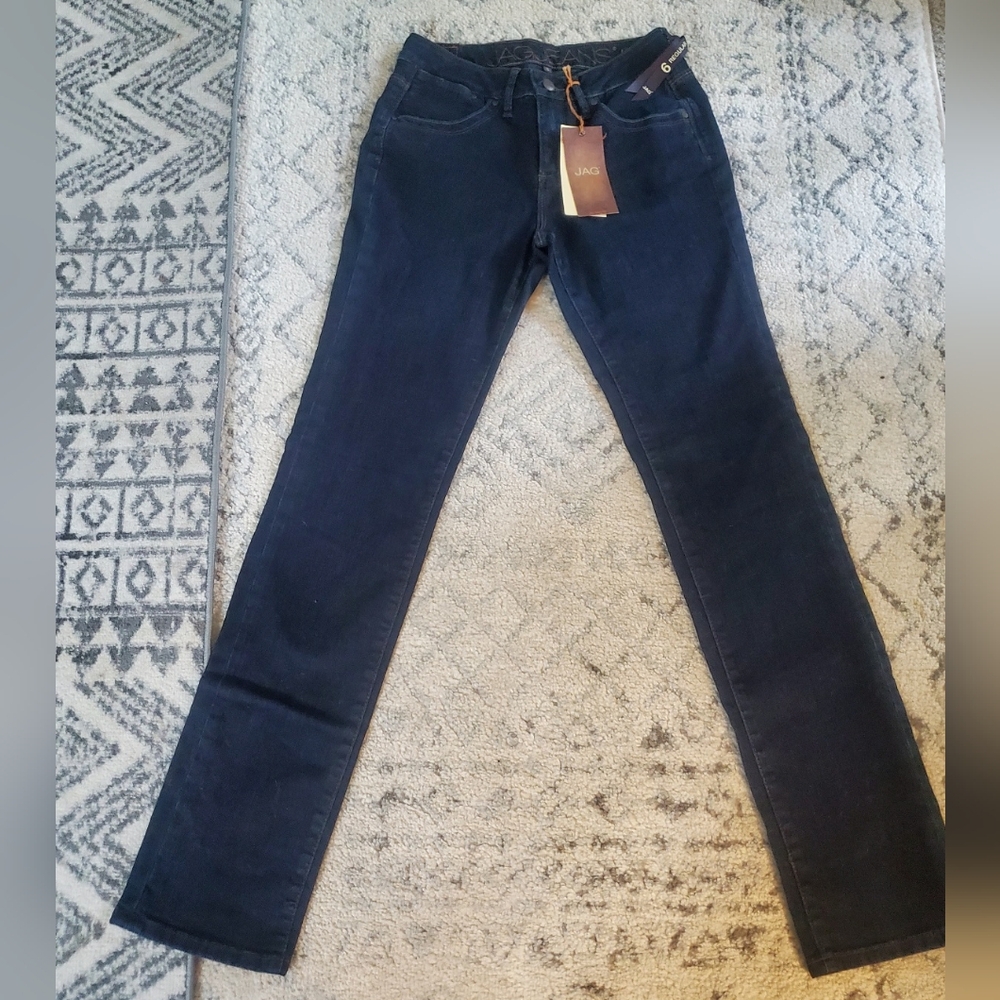 JAG Mid Rise Slim Leg Jeans 6 NWT